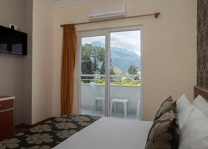 Grand Hotel Derin