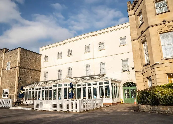 Arnos Manor Hotel