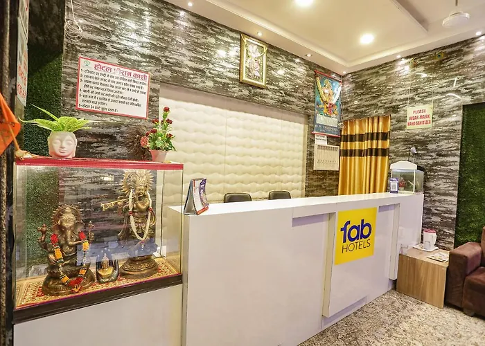 Fabhotel Shri Ram Kashi