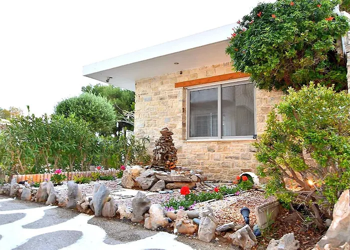 Alonia Hotel