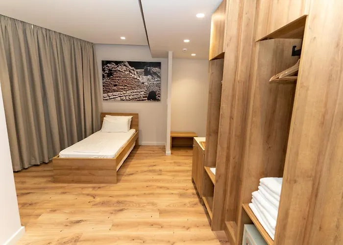 Titania Hotel
