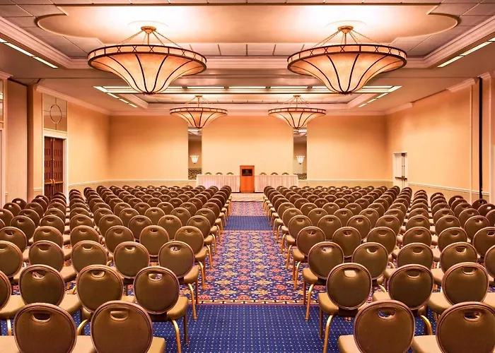 Sheraton Syracuse University Hotel And Conference Center