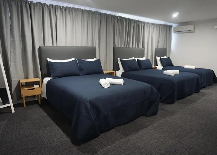 Warners Bay Hotel