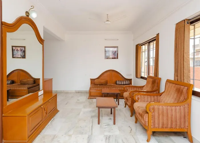 Hotel Galaxy Opp Surat Railway Station