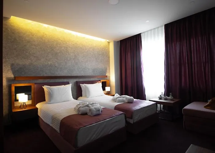 Hotel Bograd - Apartments & Lounge Station