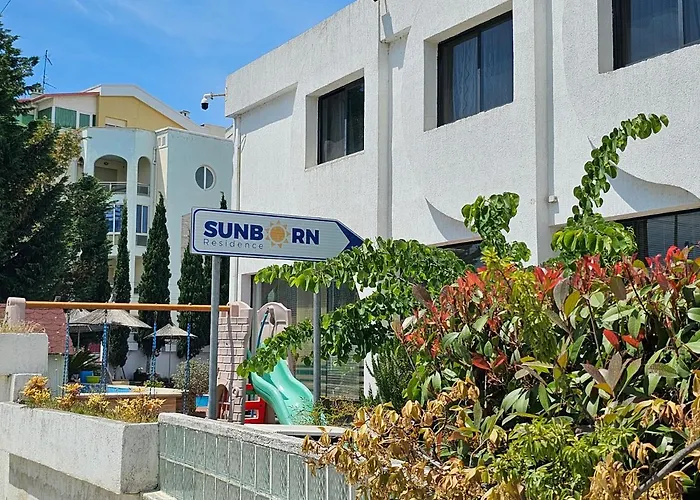 Sunborn Hotel