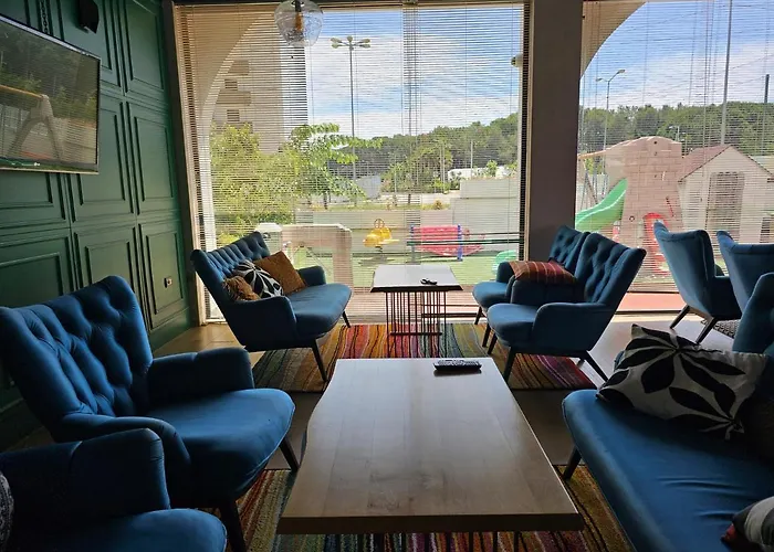 Sunborn Hotel