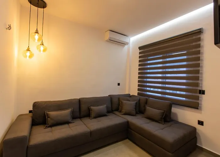 Zografos Rental Rooms