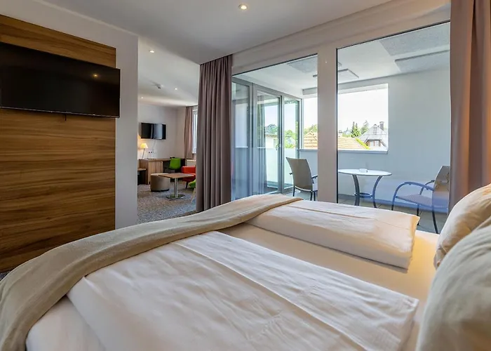 Seehotel im Weyer