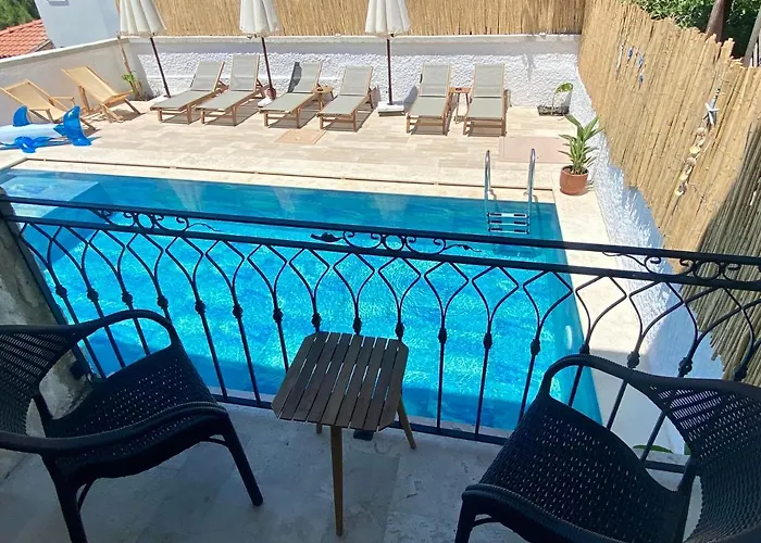 Serez Otel Alacati By La Mira
