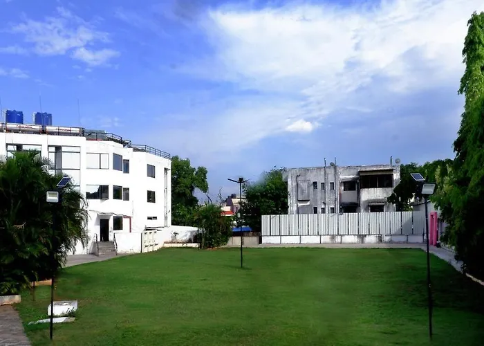 Hotel Kewal