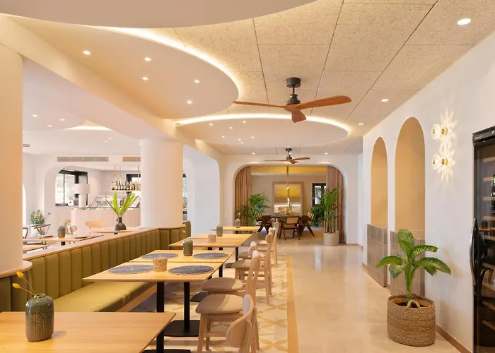 Bella Colina I Vintage Hotel 1953