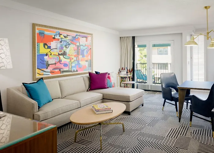 Le Parc At Melrose