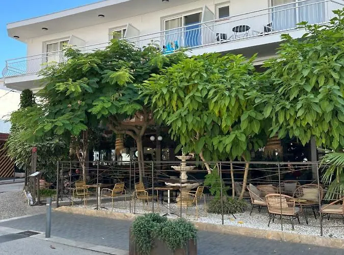 L'Illa Hotel