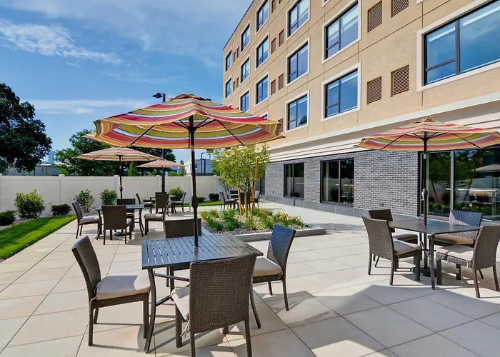Holiday Inn Express Boston By Ihg