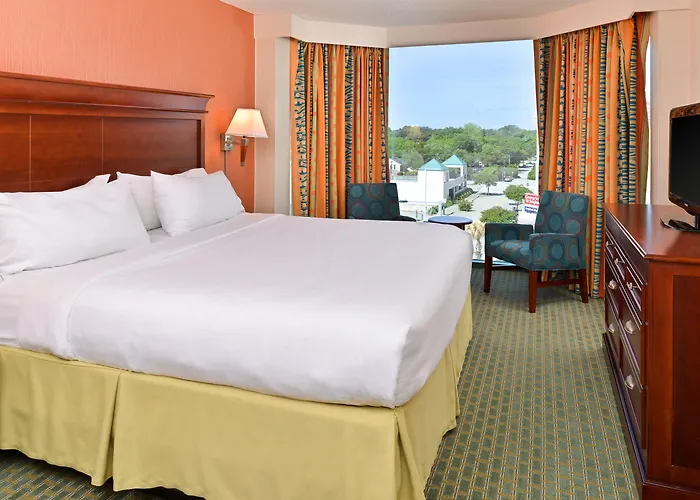 Holiday Inn Express & Suites Va Beach Oceanfront By Ihg