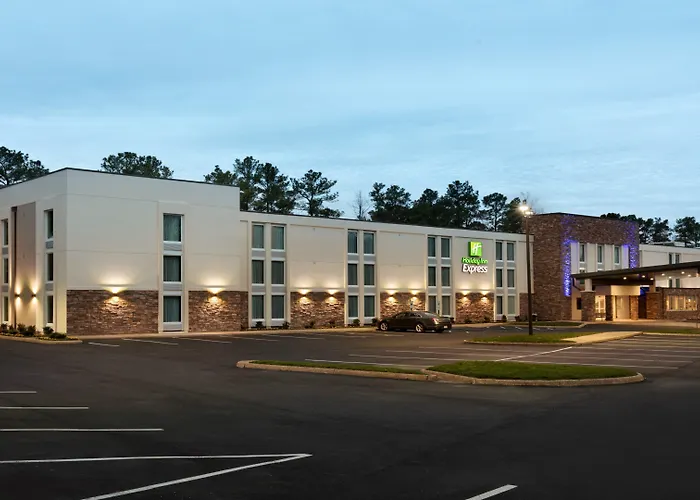 Holiday Inn Express - Williamsburg Busch Gardens Area By Ihg