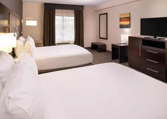 Holiday Inn Express & Suites Monroe By Ihg