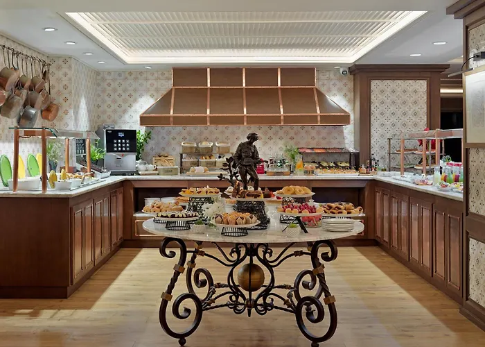 H10 Corregidor Boutique Hotel