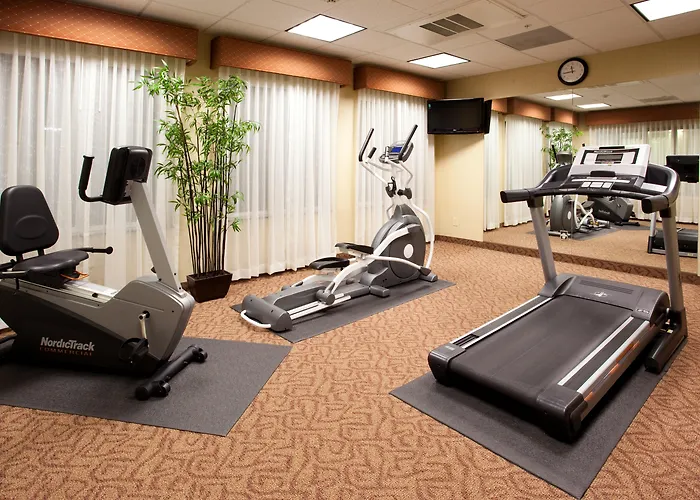 Holiday Inn Express Fresno South By Ihg