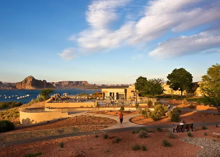 Lake Powell Resort