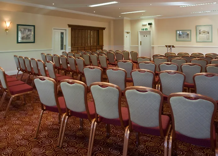 Holiday Inn Reading West By Ihg