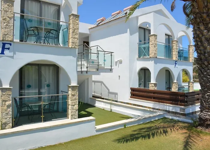 Latchi Escape Hotel And Suites