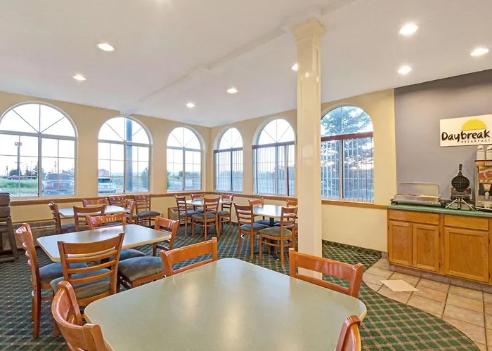 Days Inn By Wyndham Laramie