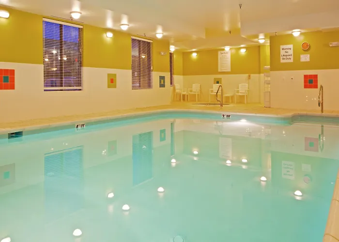 Holiday Inn Express Hotel & Suites Thornburg-S. Fredericksburg By Ihg