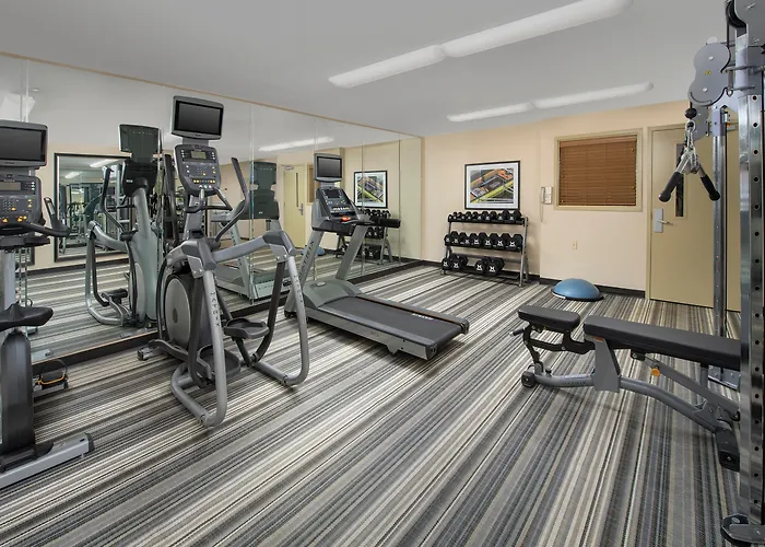 Candlewood Suites Charleston-Northwoods By Ihg