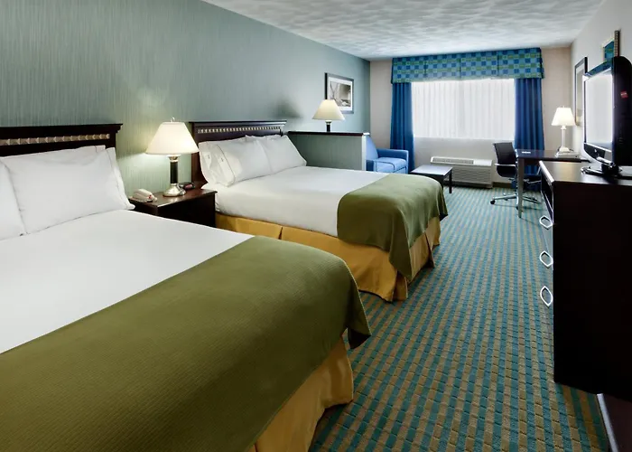 Holiday Inn Express & Suites Smithfield - Providence By Ihg