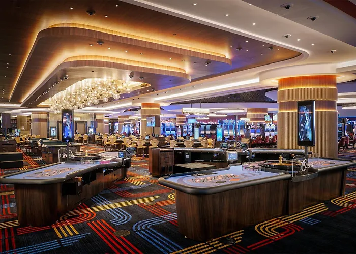 Circa Resort & Casino - Adults Only