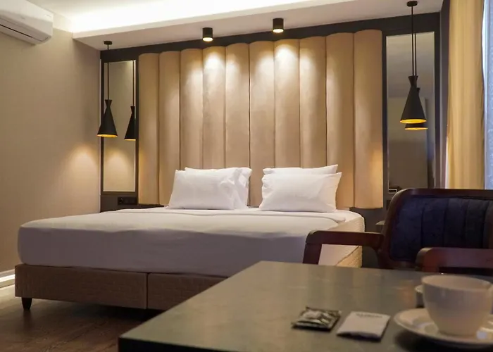 Bloom Suite Hotel