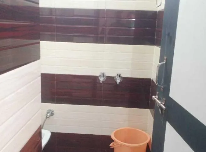 Hotel O Bhavya Guest House