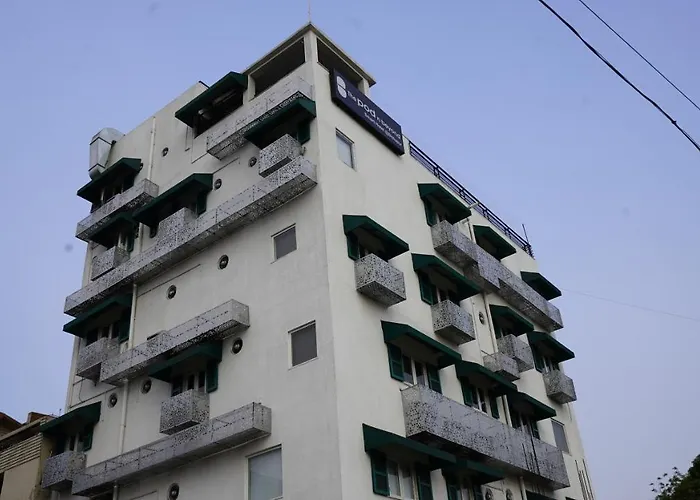 Pod N Beyond Smart Hotel @Bistupur