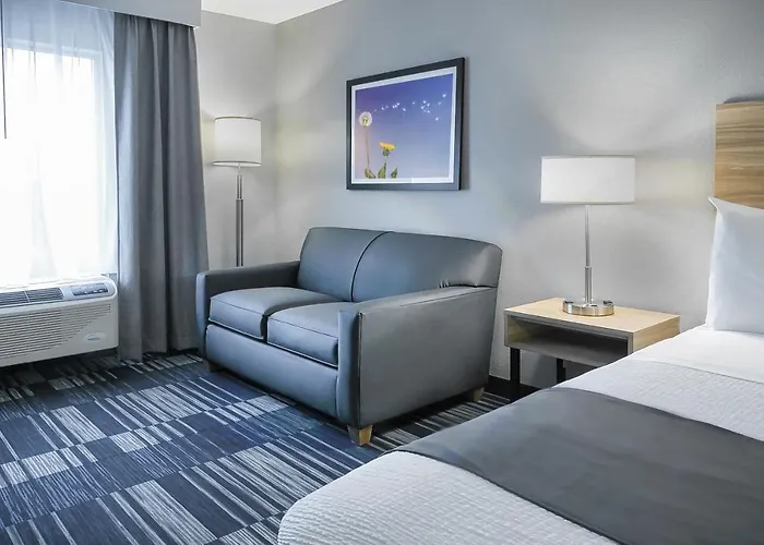 Winds Hotel At Crosswinds Casino