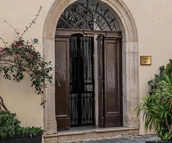 Palazzo Nari