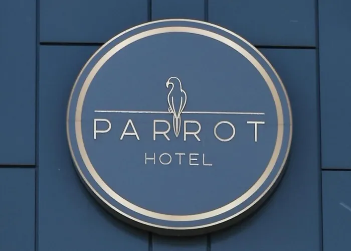 Hotel Parrot