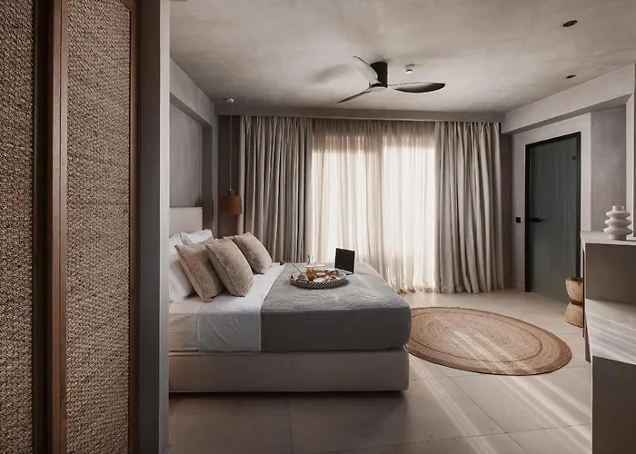 Myra Hotel