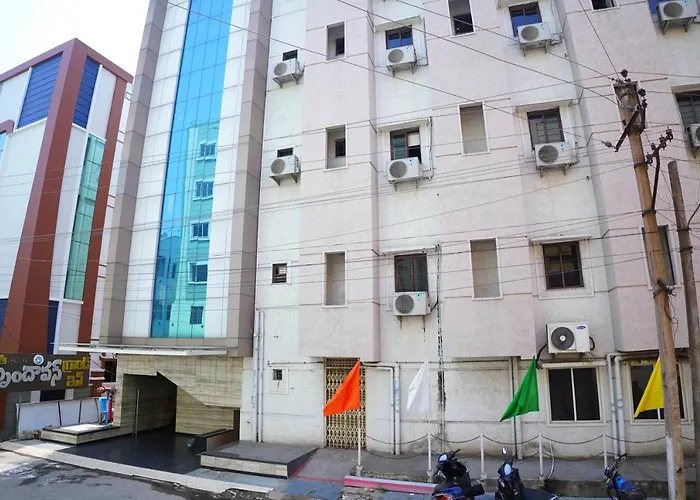Sri Brundavan Grand Inn