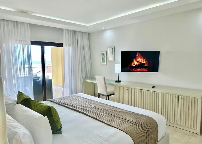Hacienda Samana Bay Hotel & Residences
