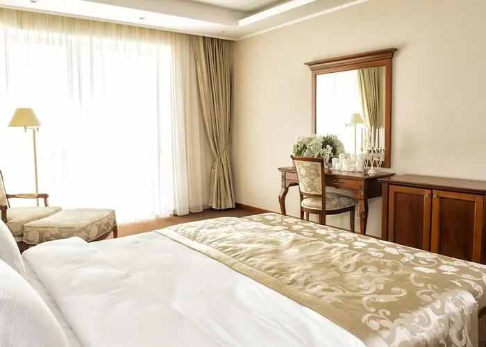 Caspian Riviera Grand Palace Hotel