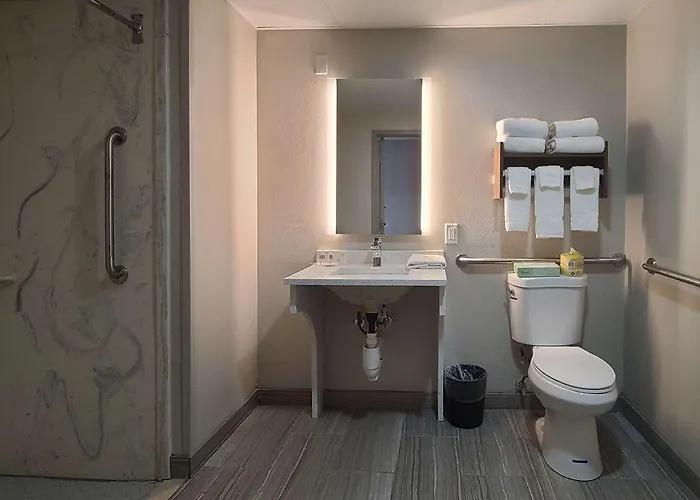 Comfort Inn Boston Milford