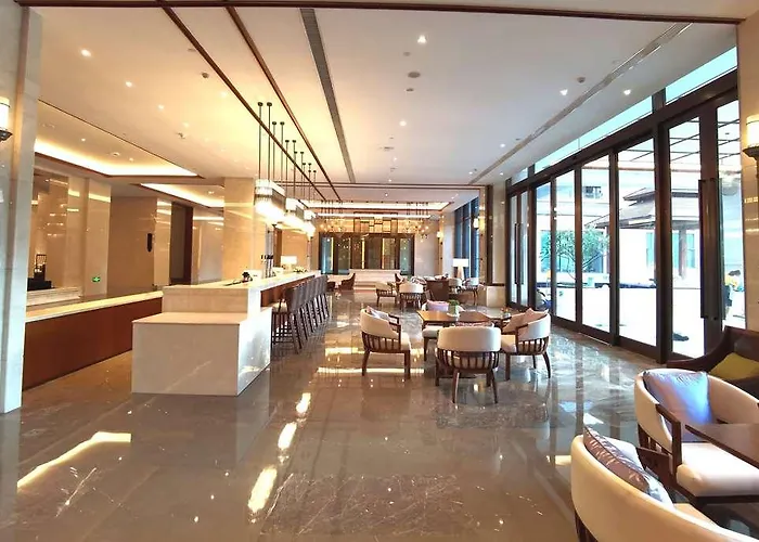 Hojo The Bund Hotel Gasa