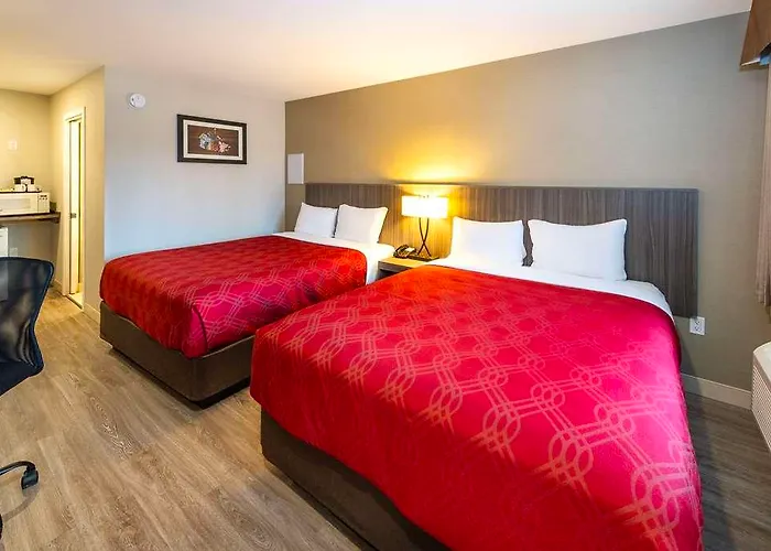 Econo Lodge Inn & Suites Pincher Creek