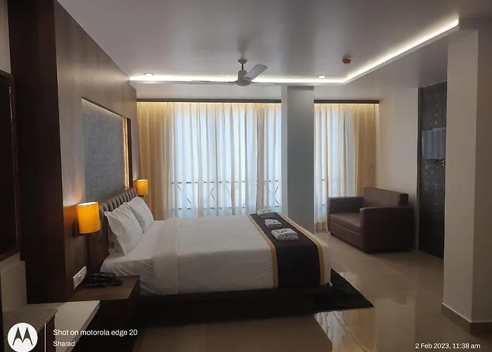 Hotel Idhaya