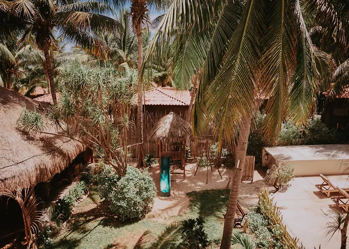 Petit Lafitte Beach Front Hotel&Bungalows
