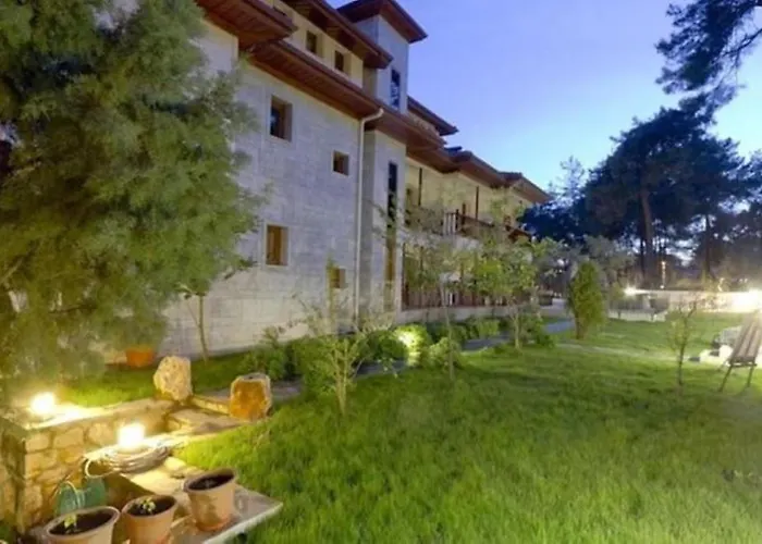 Summer Otel