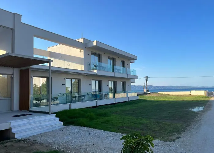 Balance Accommodation