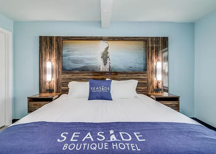 Seaside Boutique Hotel, Waves At Your Doorstep